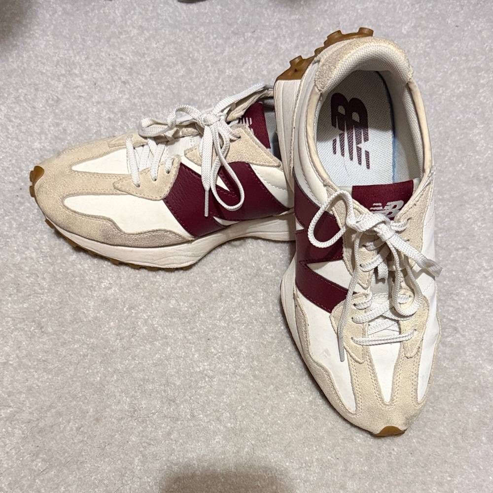 New Balance Cream & Burgundy 327 Casual Sneakers